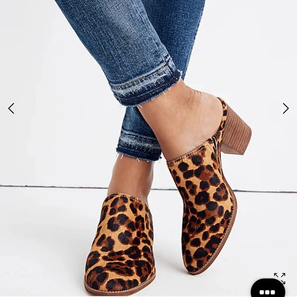 Madewell Petite 9" Mid-Rise Skinny Jeans in York Wash - Picture 3 of 9